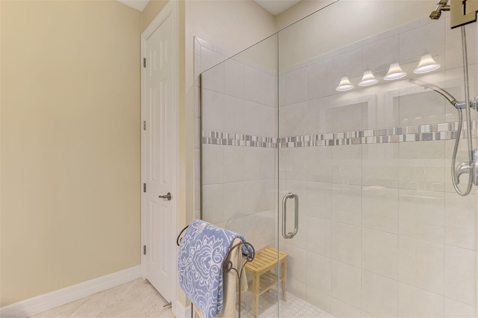 2536 MARTON OAK BLVD — photo 37