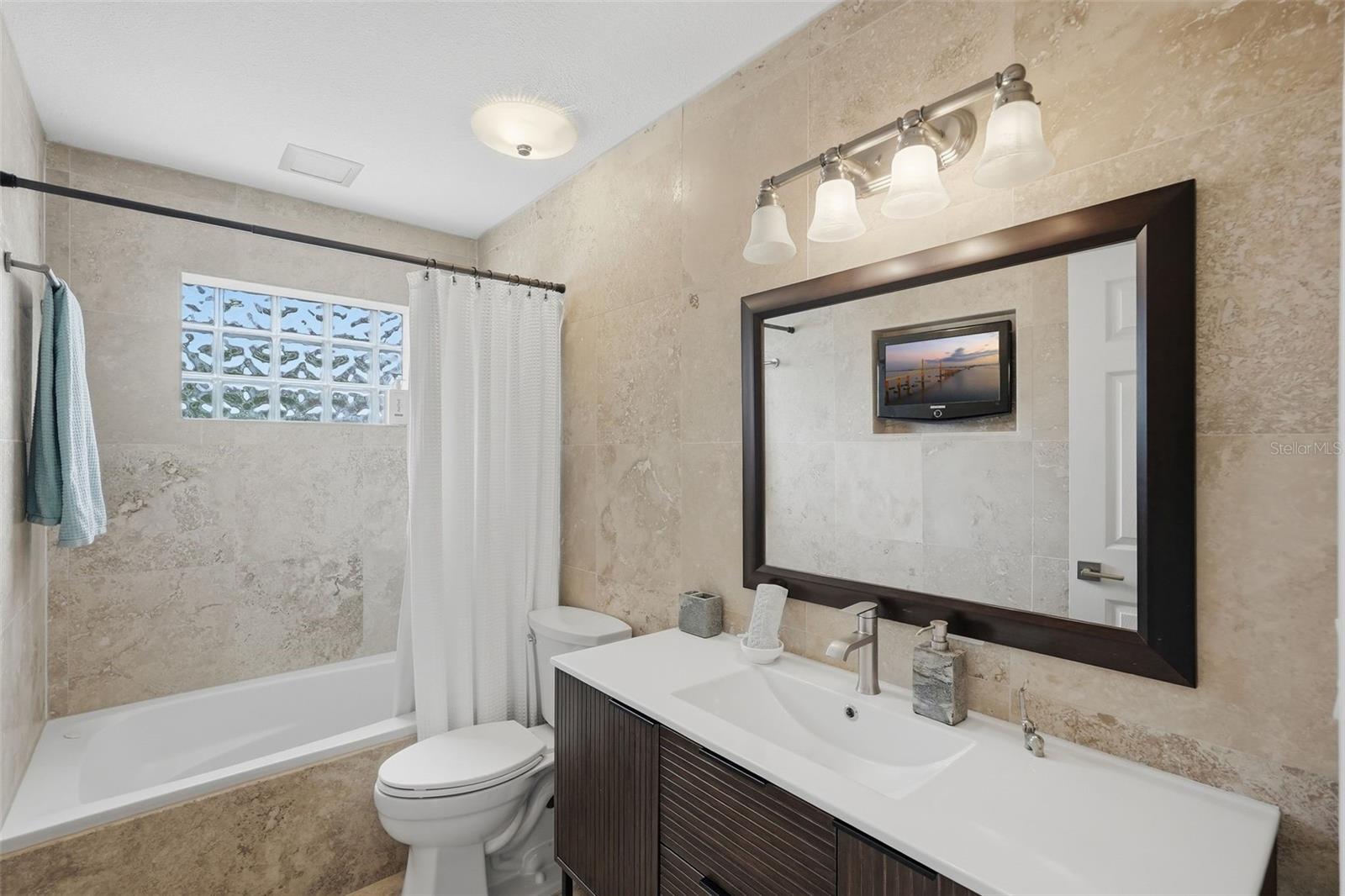 5860 BAYSHORE DR — photo 22
