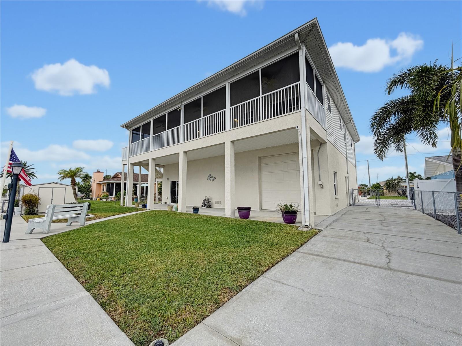 13540 MARIA DR — photo 68