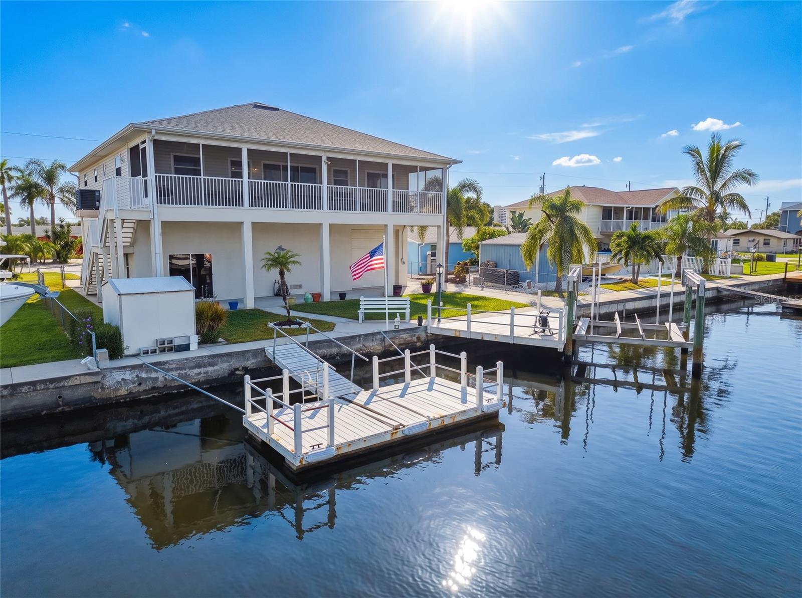 13540 MARIA DR — photo 2