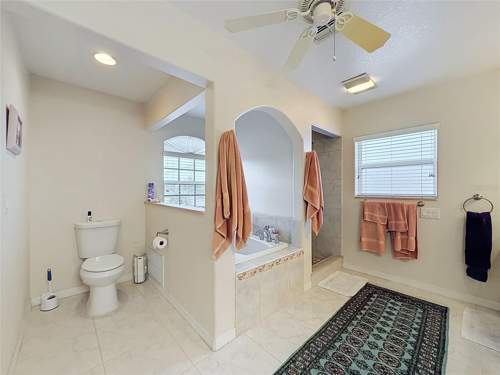 13540 MARIA DR — photo 56