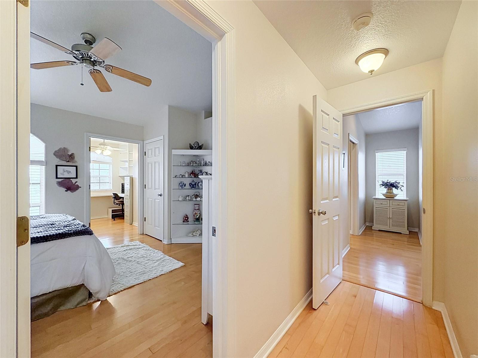 13540 MARIA DR — photo 42