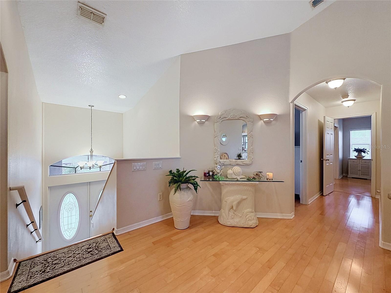 13540 MARIA DR — photo 15