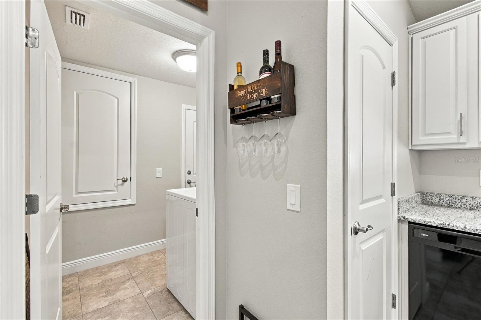 16048 SAWGRASS BREEZE AVE — photo 23