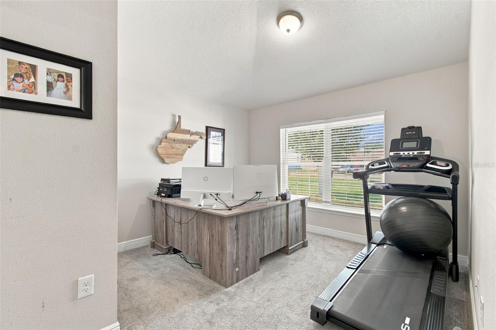 16048 SAWGRASS BREEZE AVE — photo 34