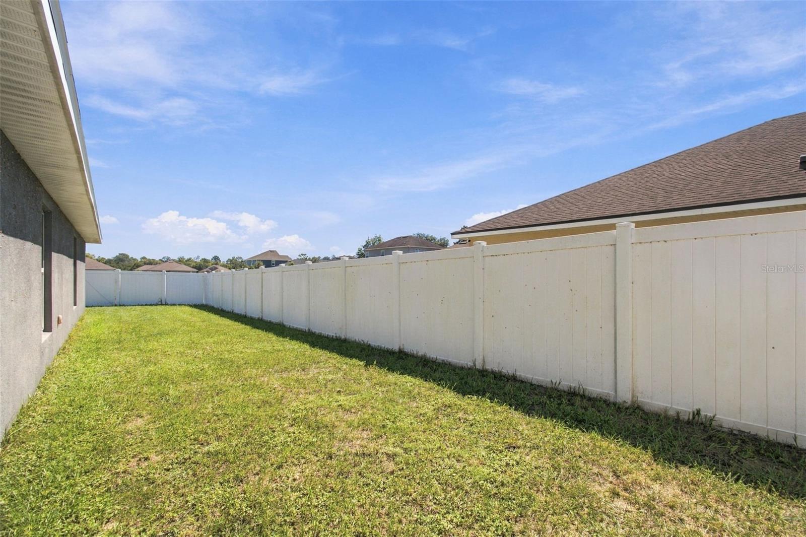 16048 SAWGRASS BREEZE AVE — photo 61