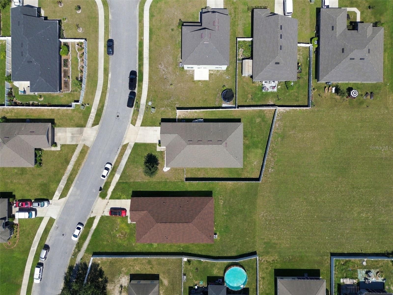 16048 SAWGRASS BREEZE AVE — photo 74