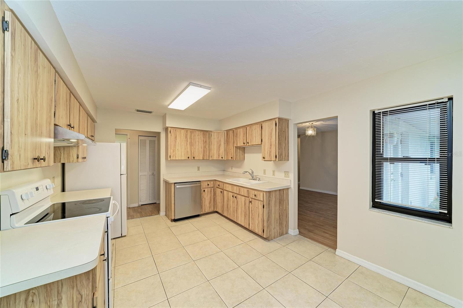 4205 4TH AVE W — photo 20