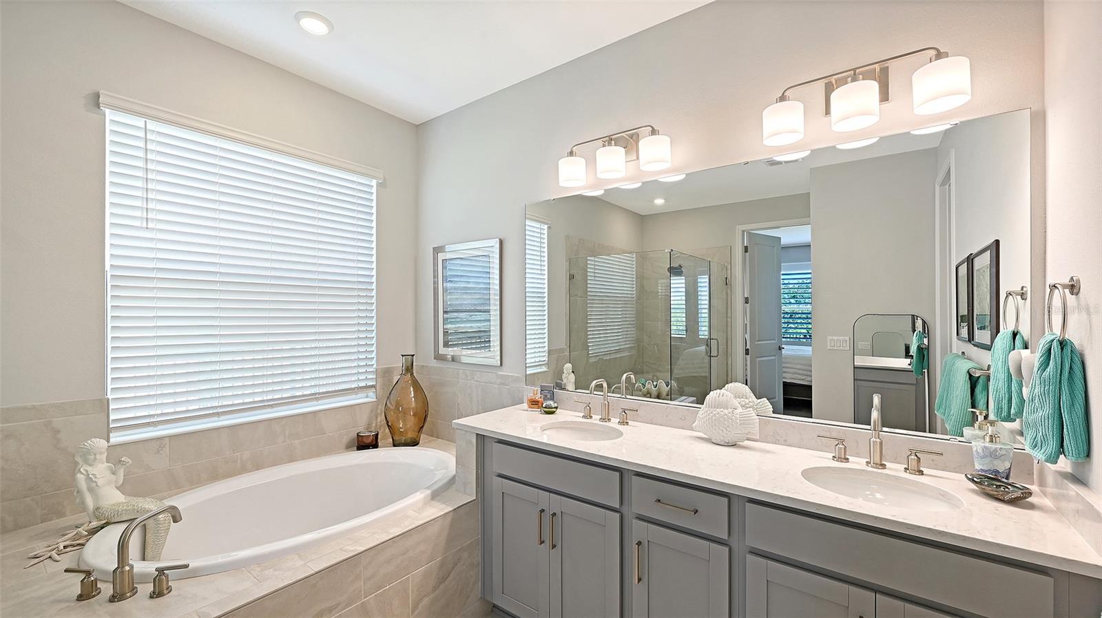 11013 FIELDSTONE DR — photo 19
