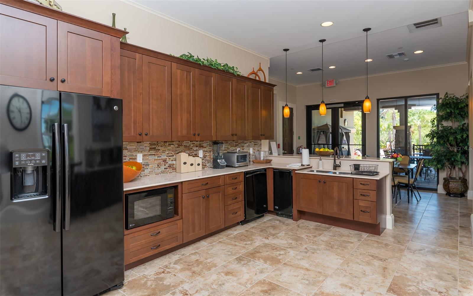 11013 FIELDSTONE DR — photo 52