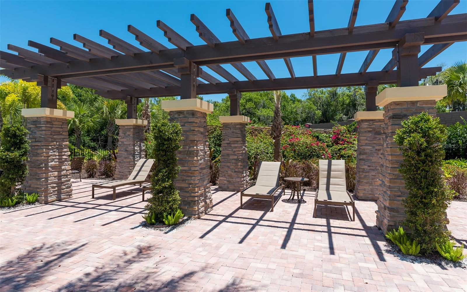 11013 FIELDSTONE DR — photo 58