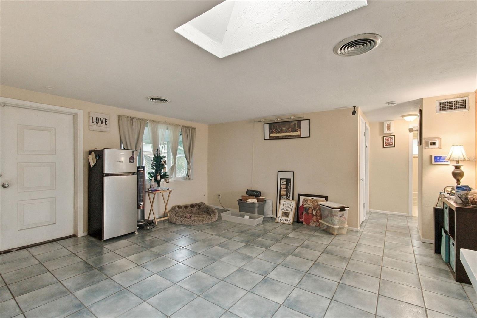 2236 ALICE RD — photo 9
