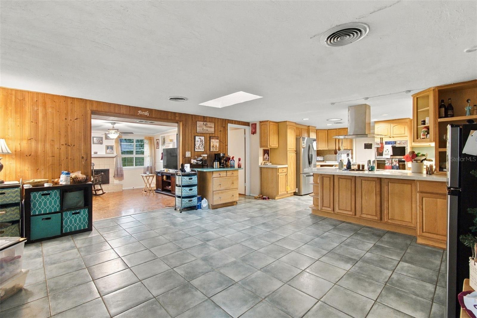 2236 ALICE RD — photo 10