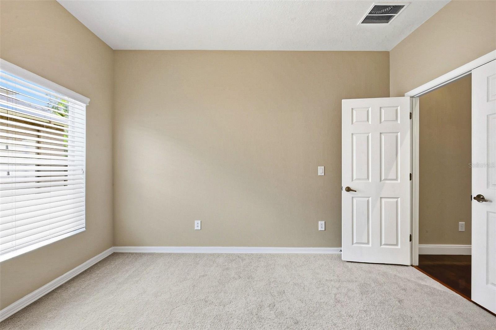 11123 OYSTER BAY CIR — photo 30