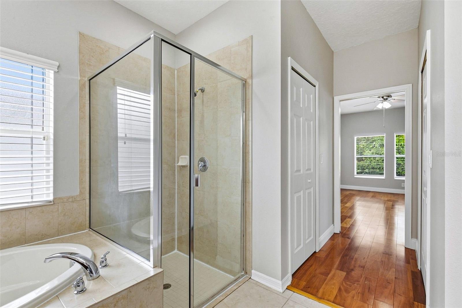 11123 OYSTER BAY CIR — photo 40