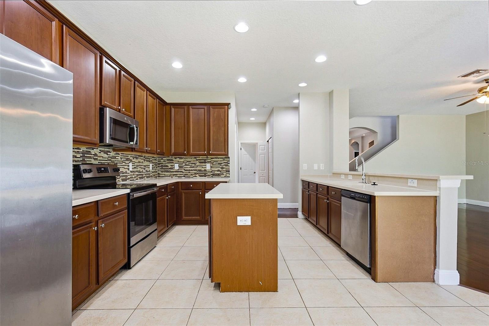 11123 OYSTER BAY CIR — photo 17