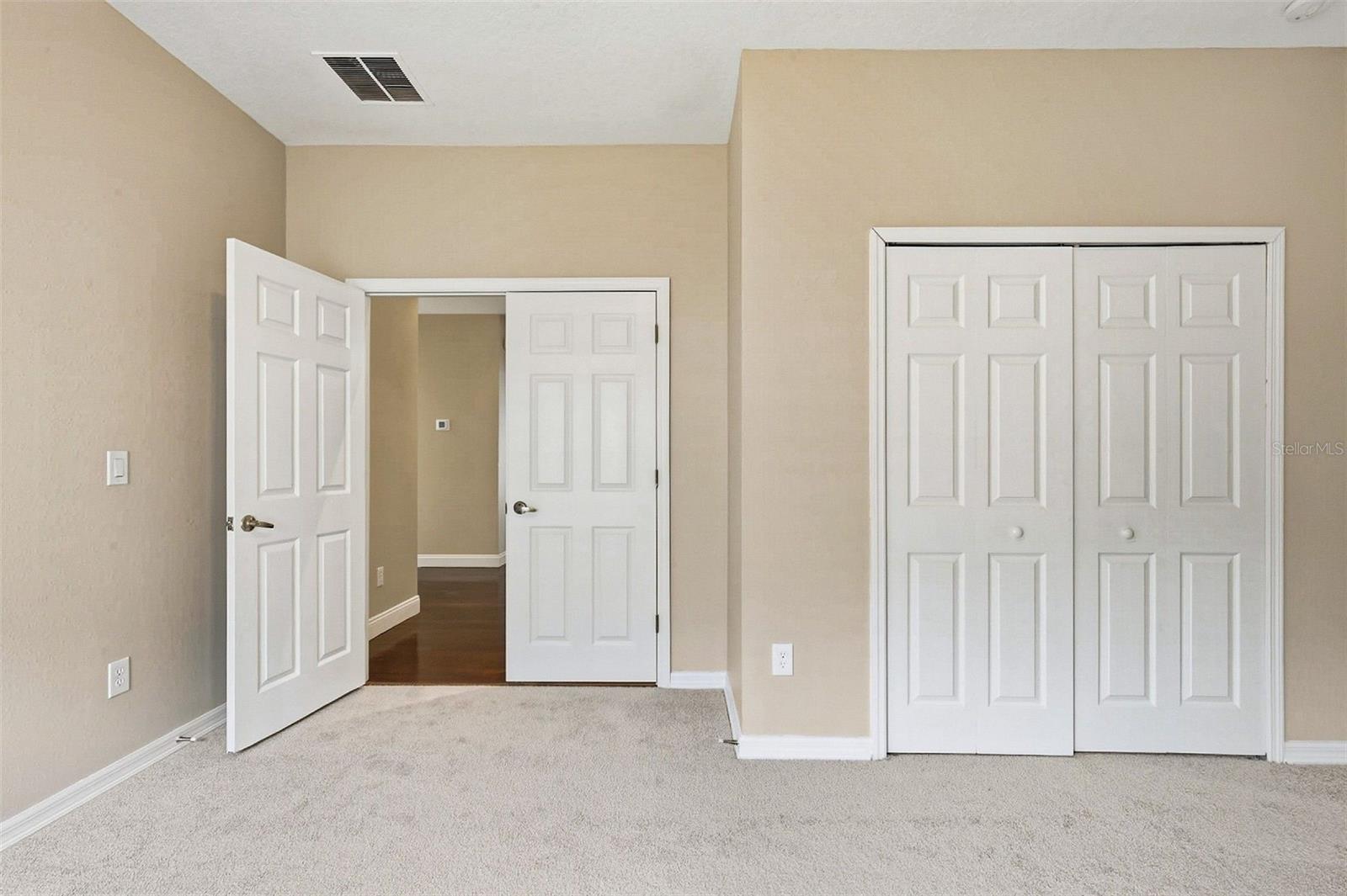 11123 OYSTER BAY CIR — photo 31