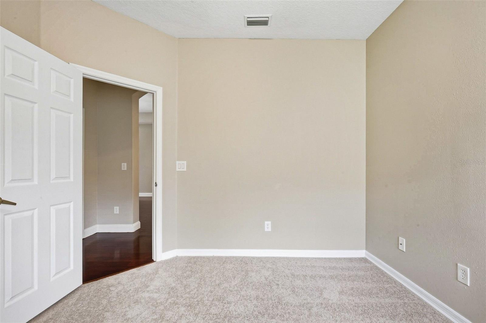 11123 OYSTER BAY CIR — photo 34