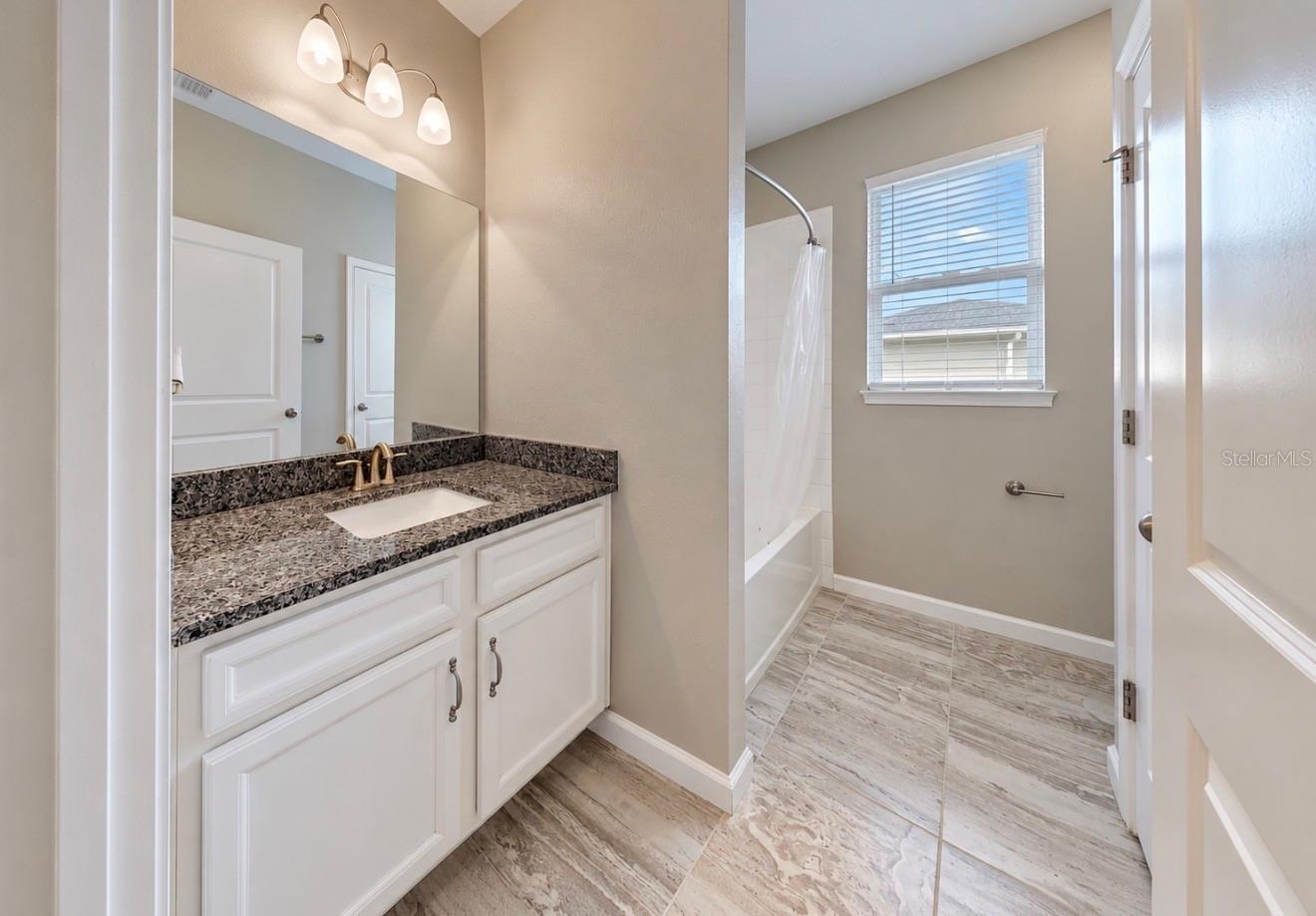 13112 RAIN LILY DR — photo 31