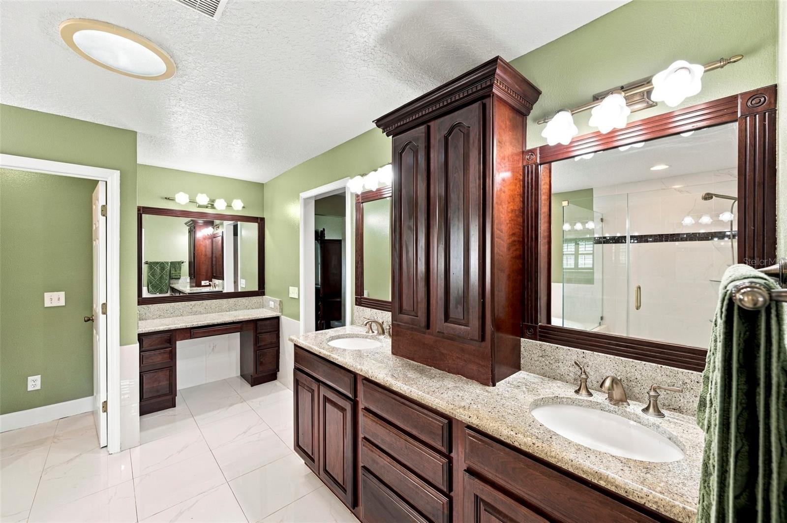 115 HICKORY CREEK DR — photo 45