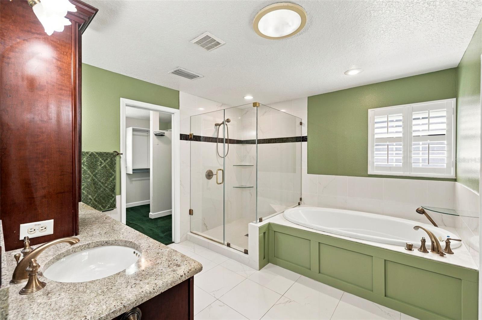 115 HICKORY CREEK DR — photo 43