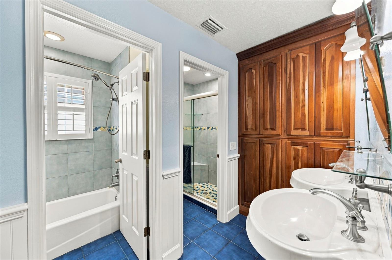 115 HICKORY CREEK DR — photo 59