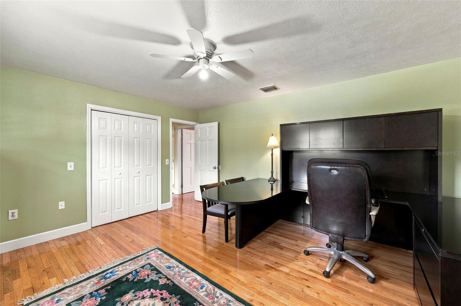 115 HICKORY CREEK DR — photo 56