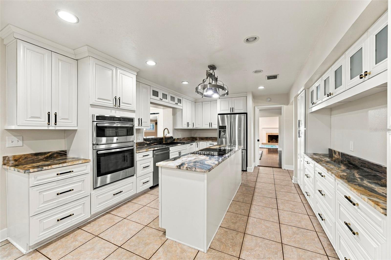 115 HICKORY CREEK DR — photo 20