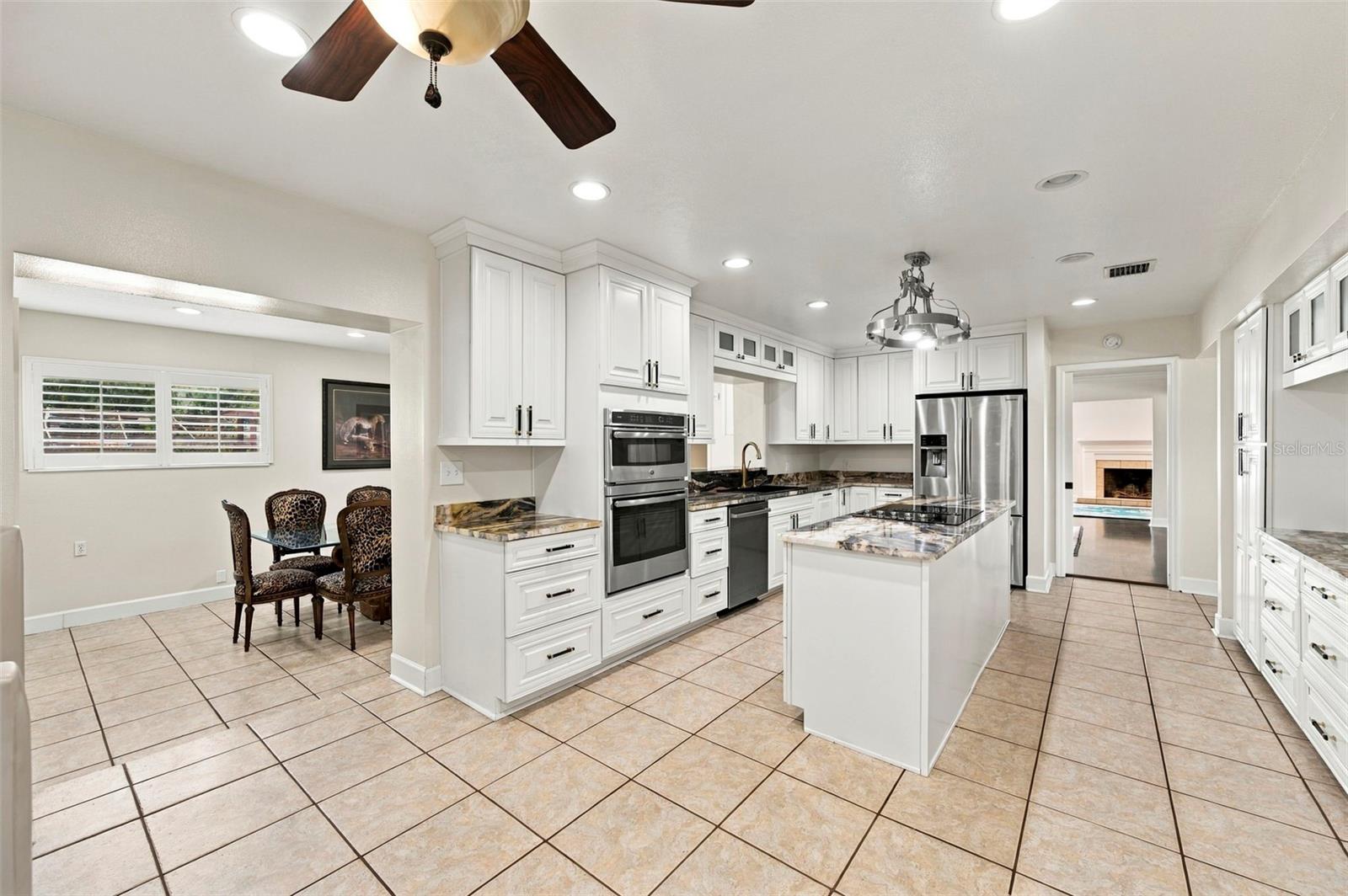 115 HICKORY CREEK DR — photo 21