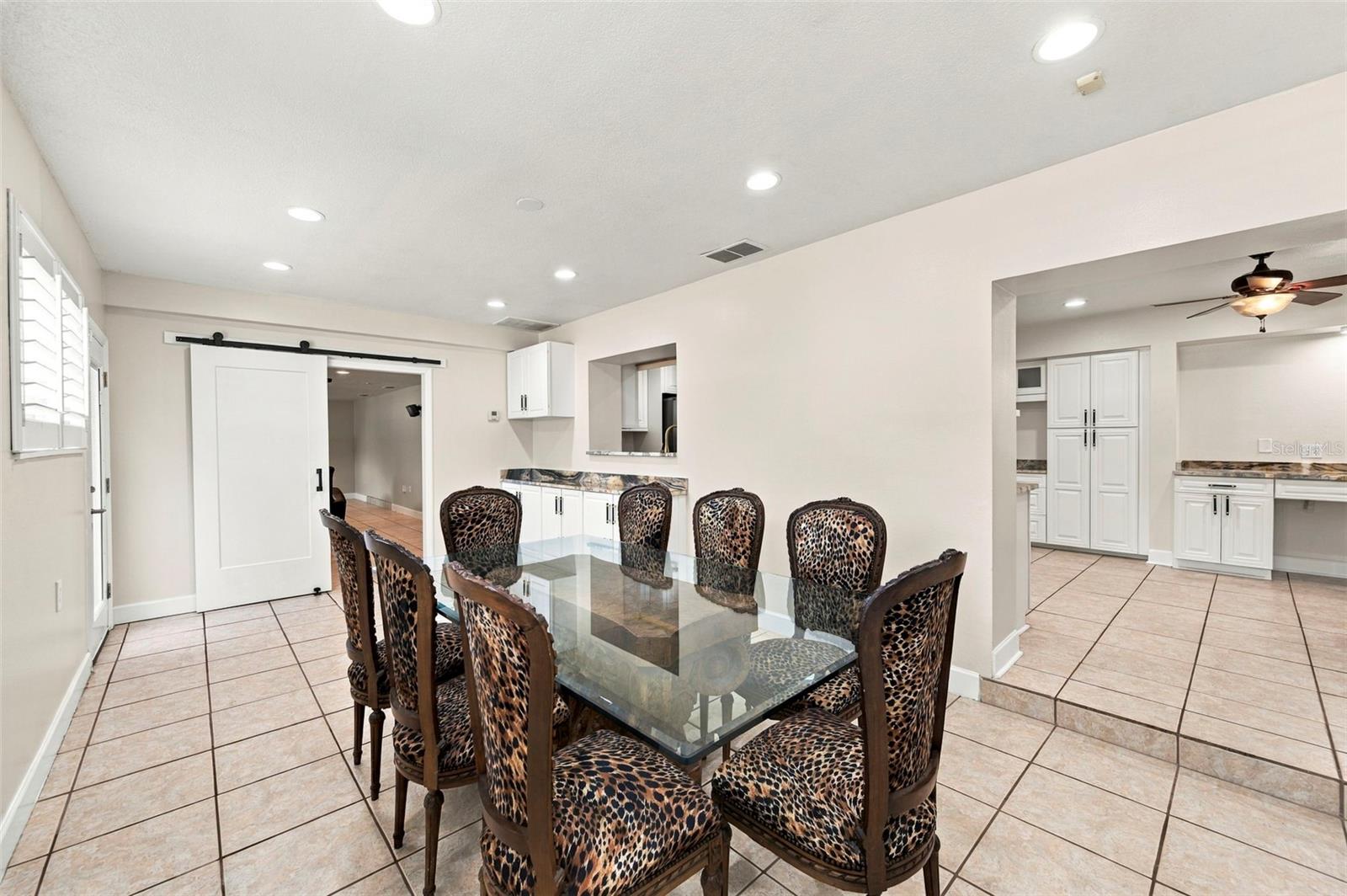 115 HICKORY CREEK DR — photo 25