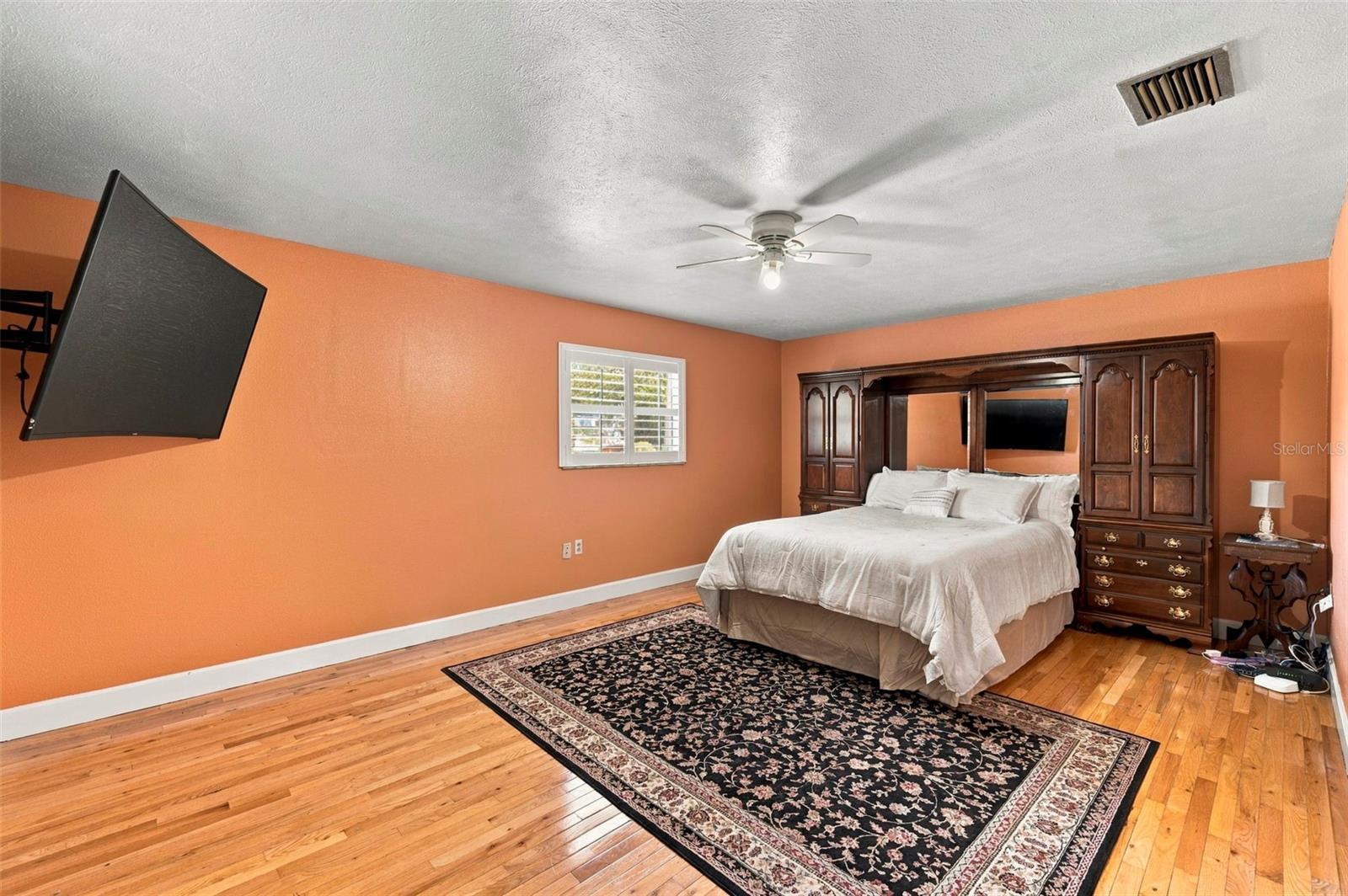 115 HICKORY CREEK DR — photo 57