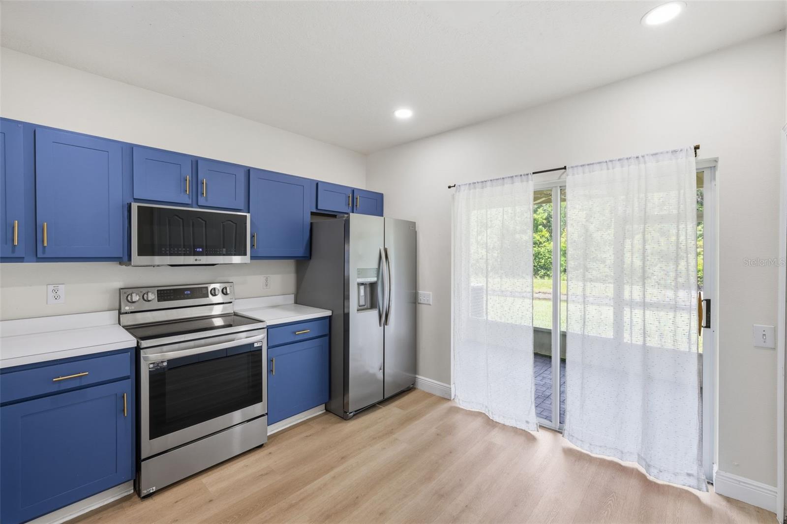 1141 KENNEWICK CT — photo 8