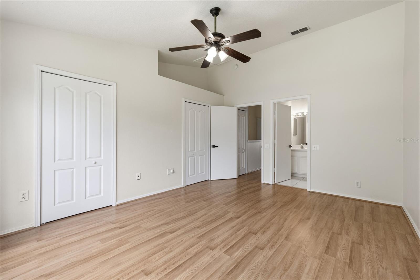 1141 KENNEWICK CT — photo 16