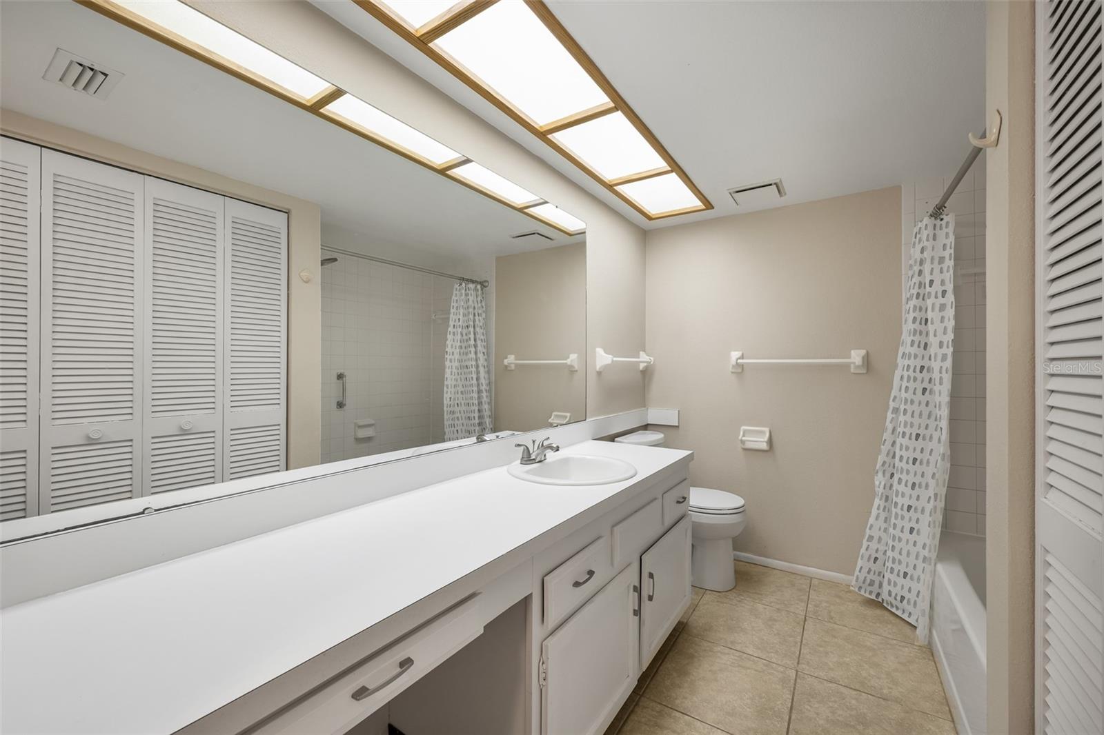 210 WOODLAKE WYNDE — photo 15