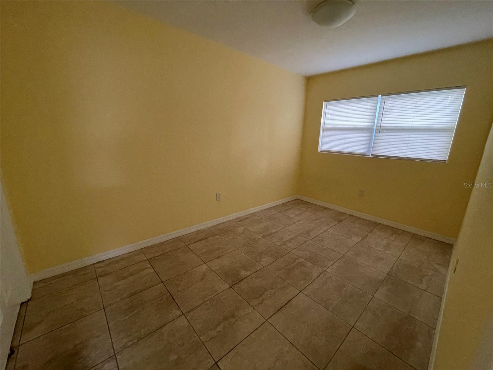 319 N JUPITER AVE — photo 6