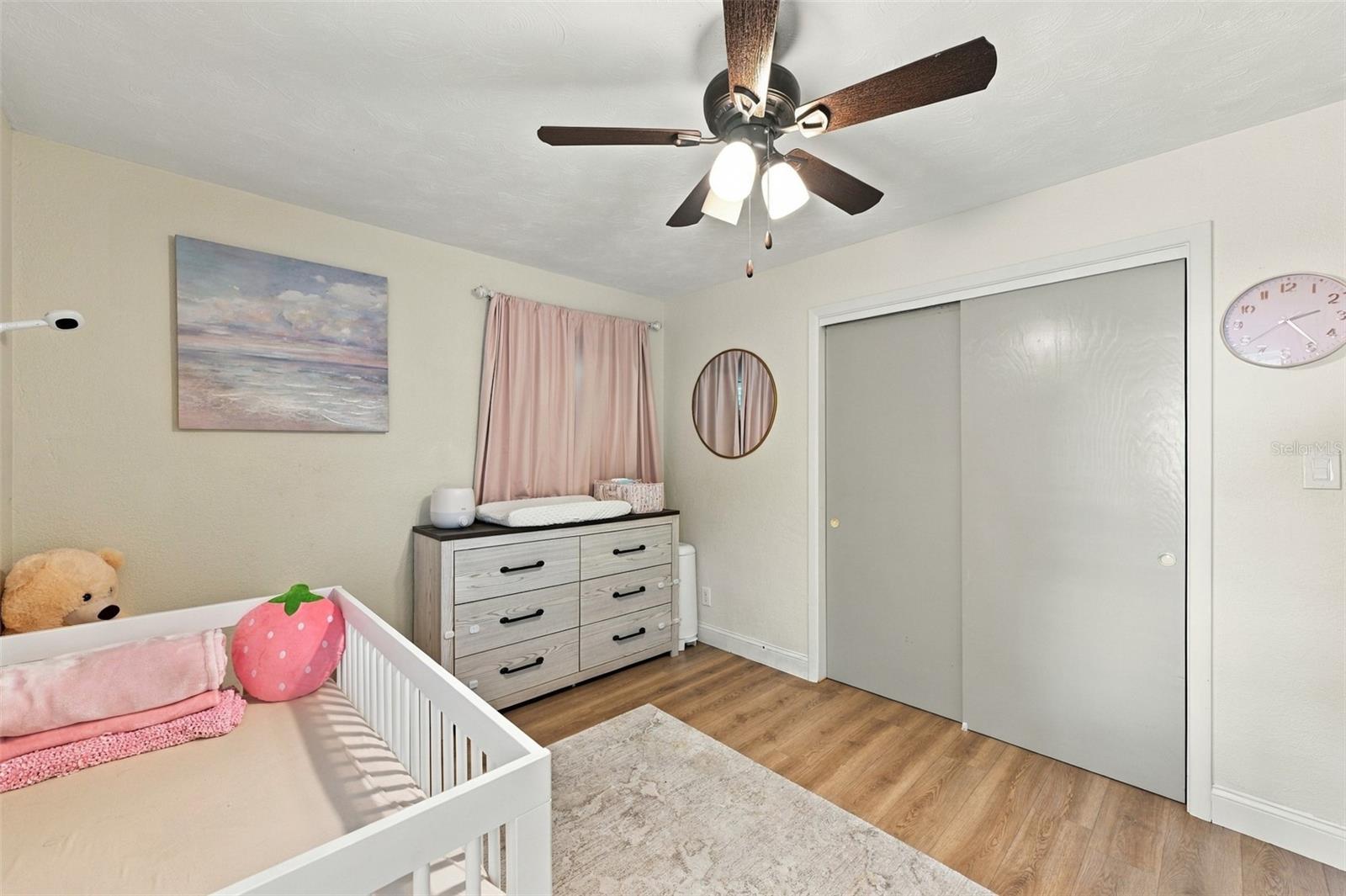 125 SIOBHAN AVE — photo 31
