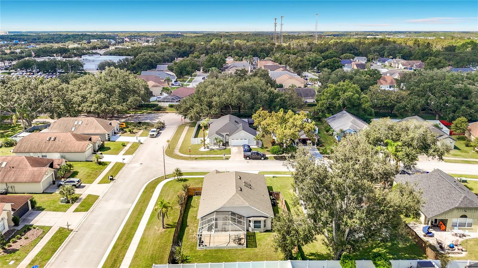 5818 AZURE DR — photo 62