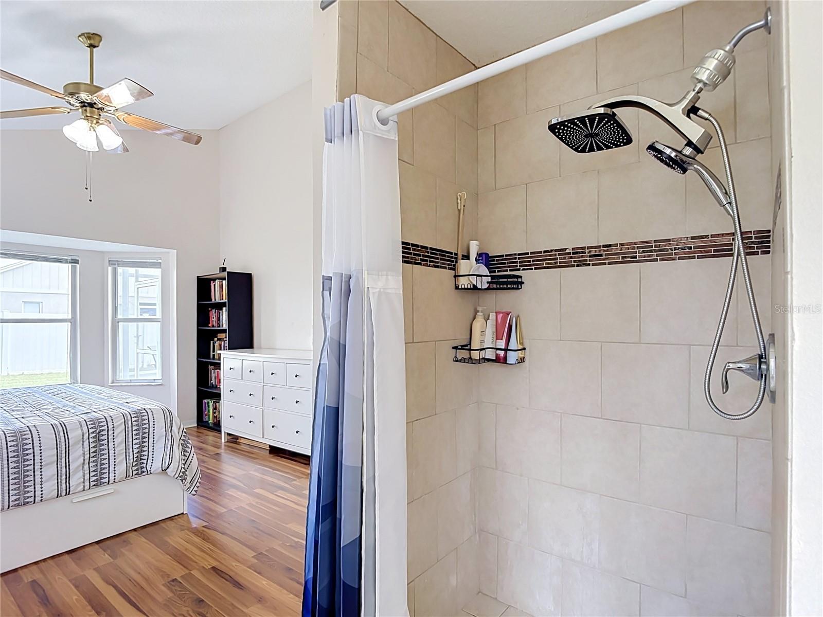 5818 AZURE DR — photo 40