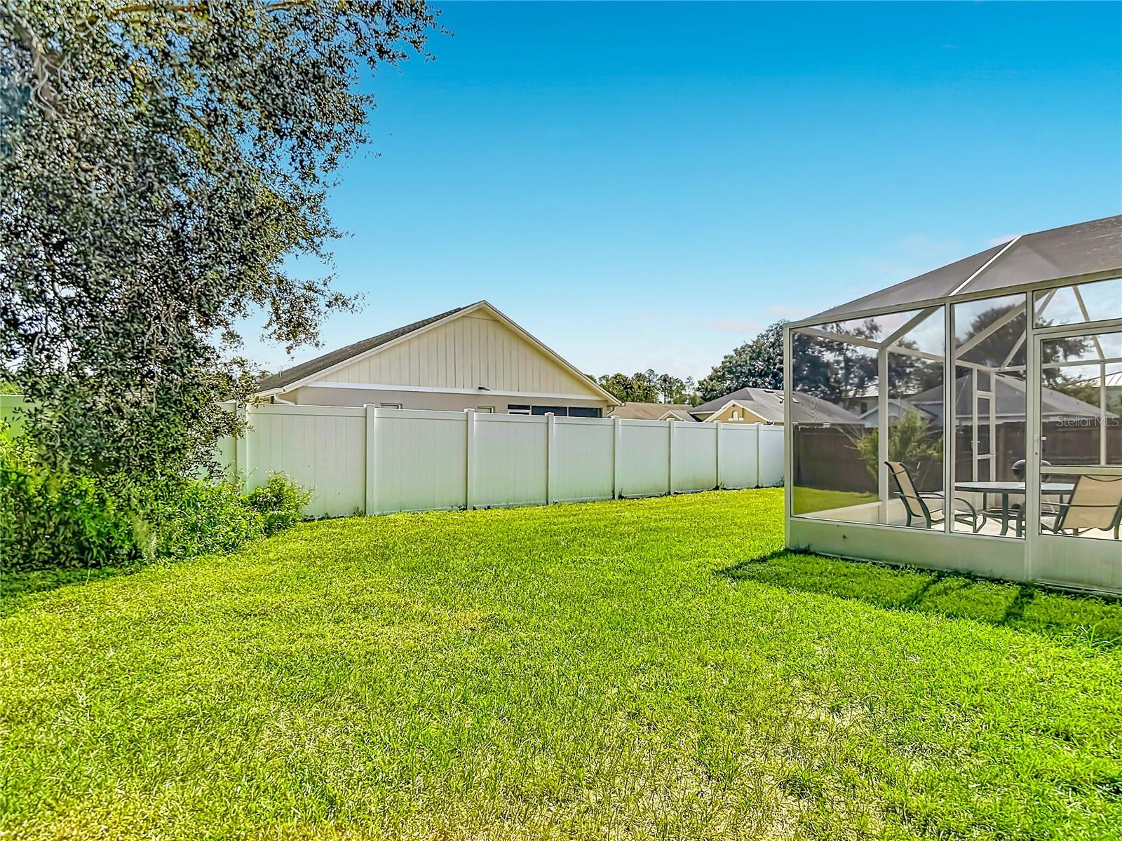 5818 AZURE DR — photo 56