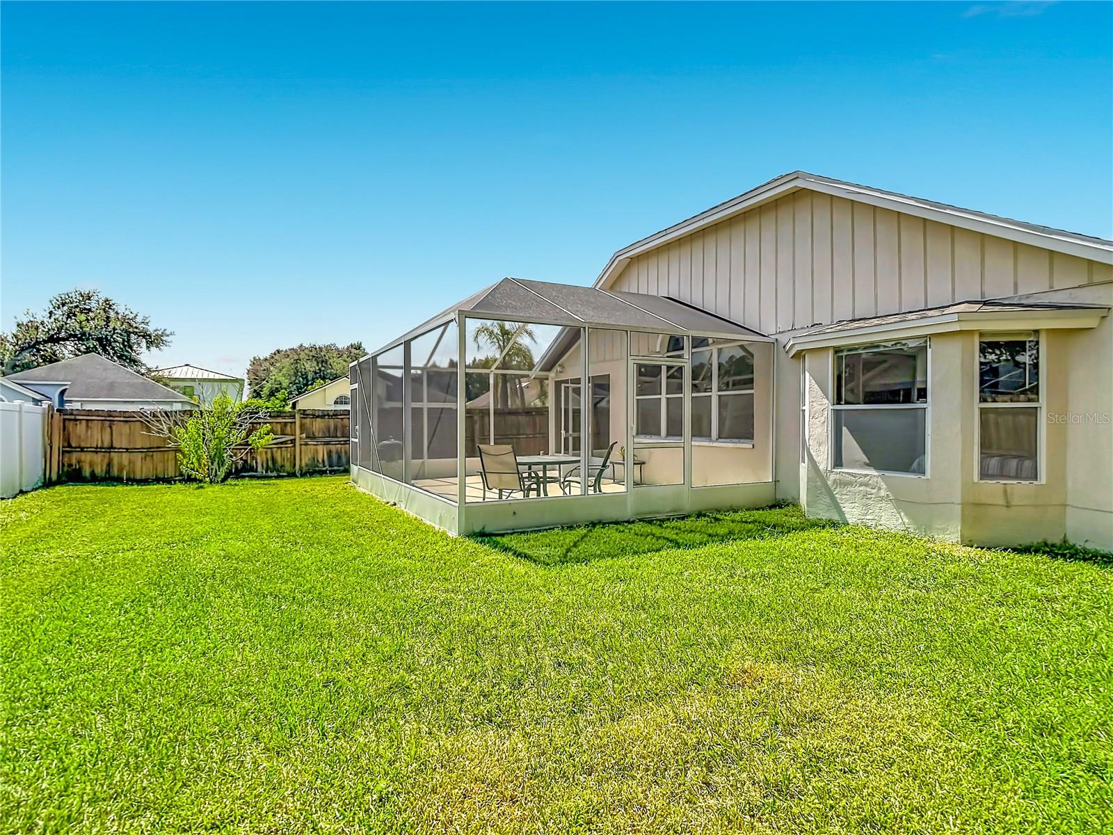 5818 AZURE DR — photo 57