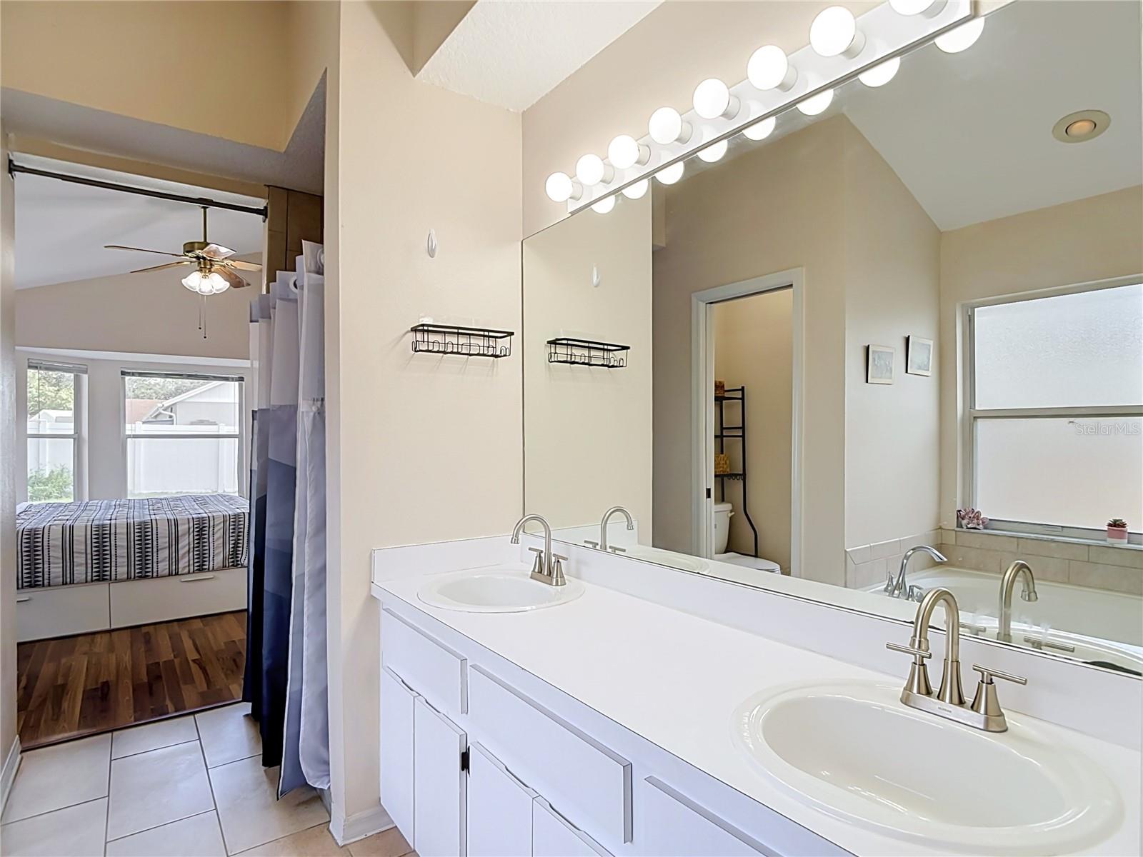 5818 AZURE DR — photo 39