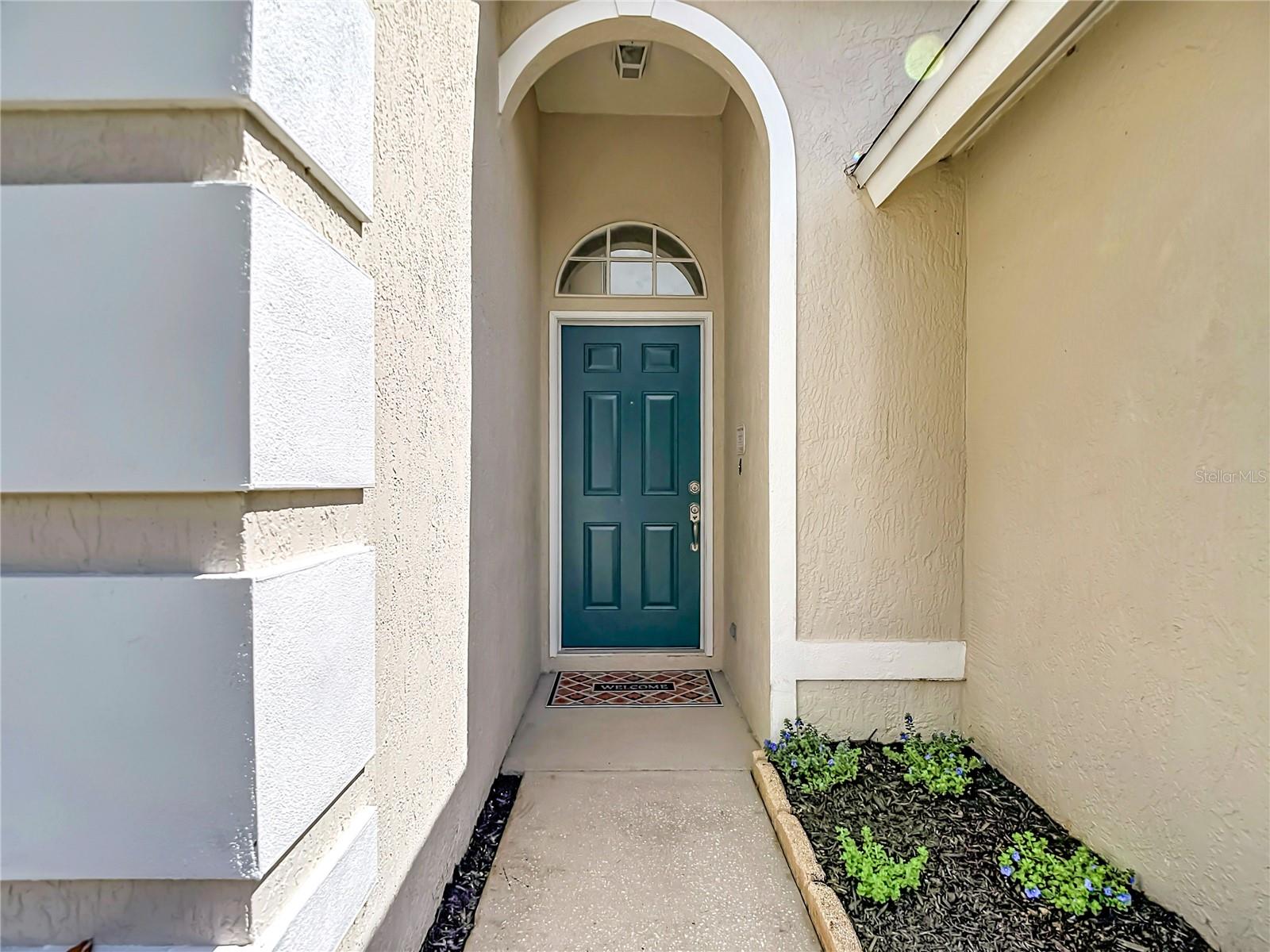 5818 AZURE DR — photo 3