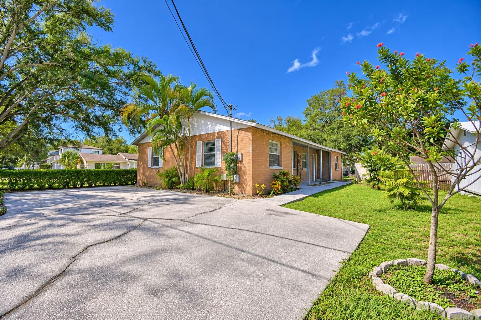 6309 S MACDILL AVE — photo 2