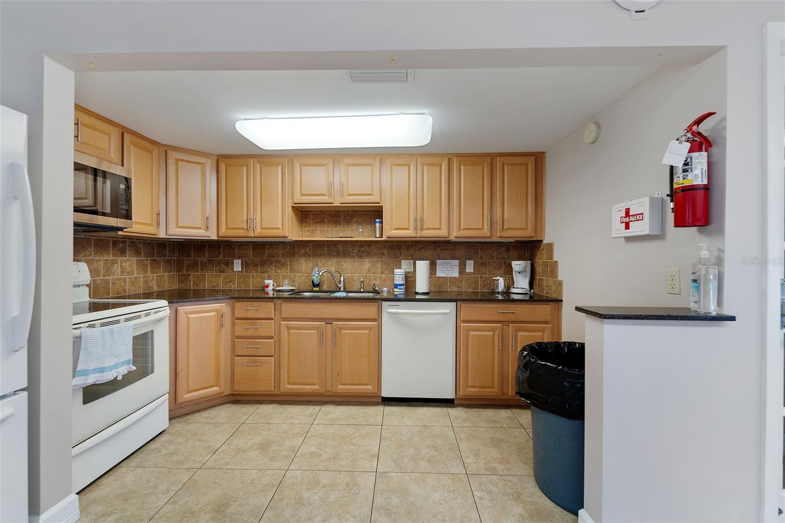 4720 LOCUST ST NE #210 — photo 27