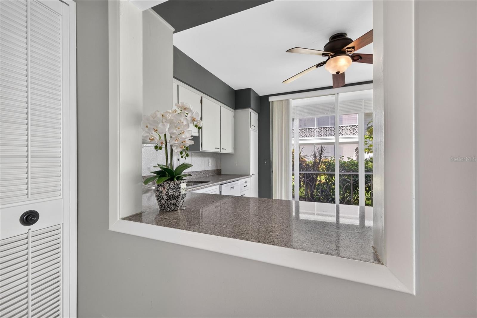 1000 N SHORE DR NE #2 — photo 19
