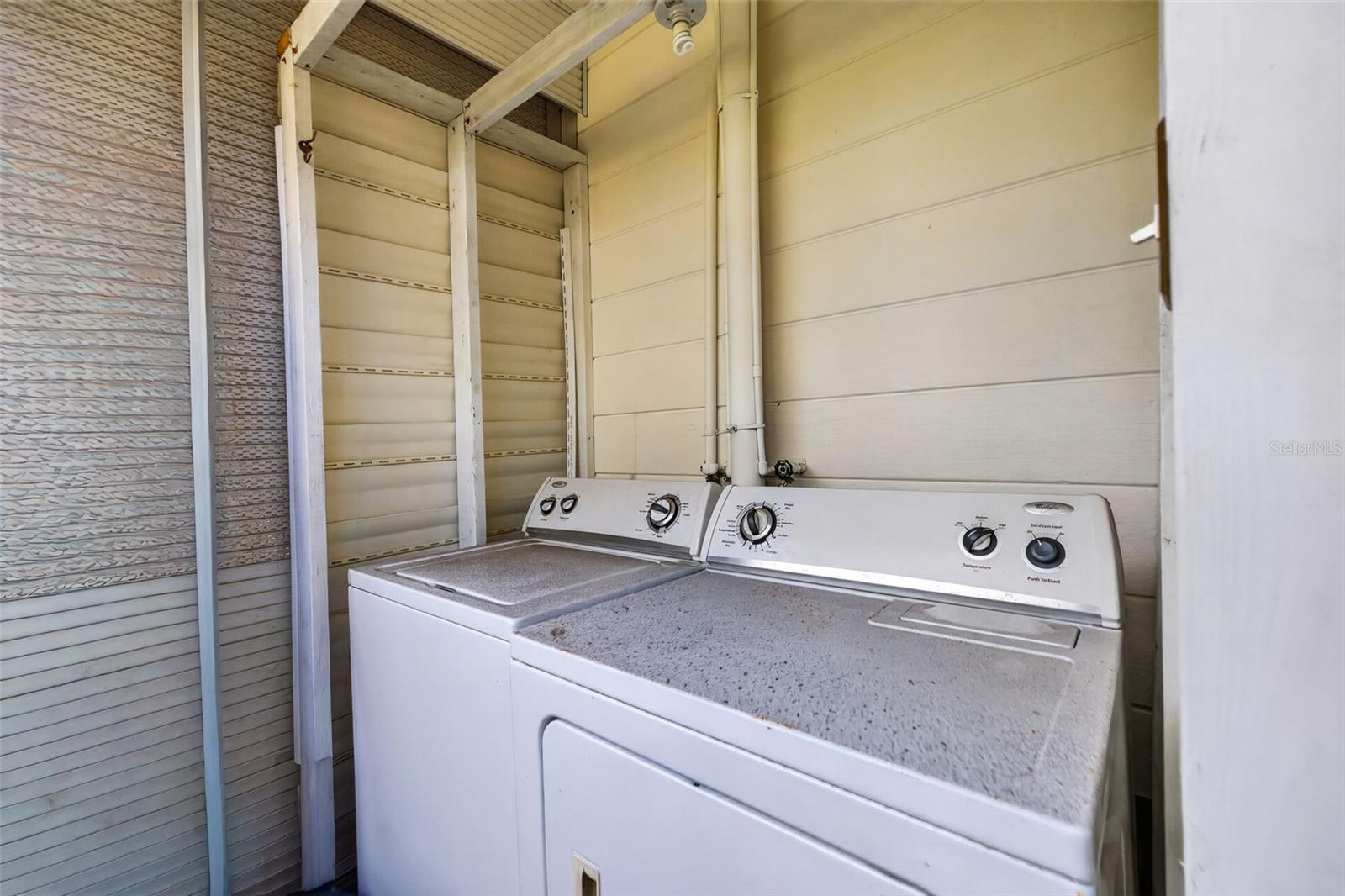 1000 N SHORE DR NE #2 — photo 24