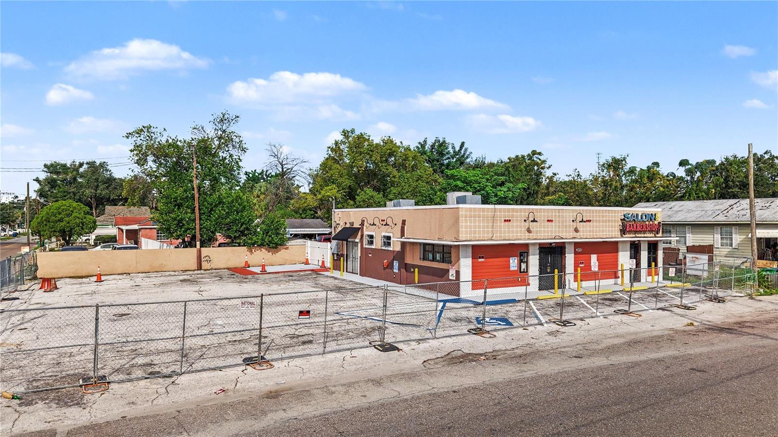 3402 N 15TH ST — photo 4