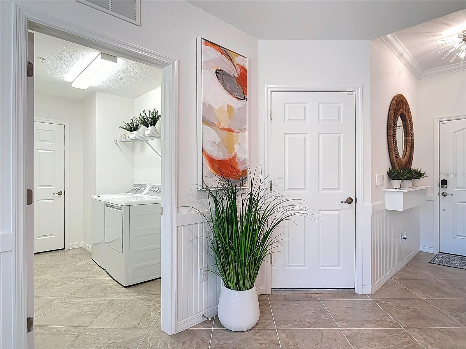 10059 CROOKED CREEK DR #102 — photo 32