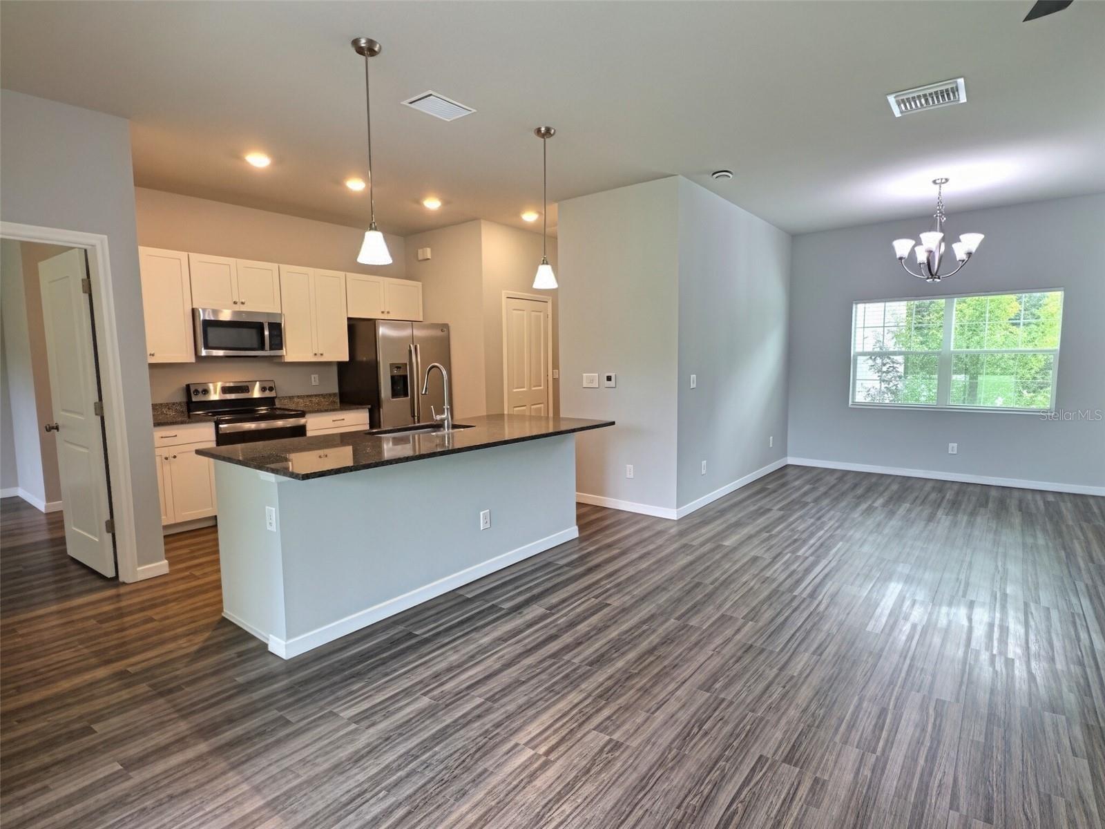 3685 TRENTON LN — photo 7