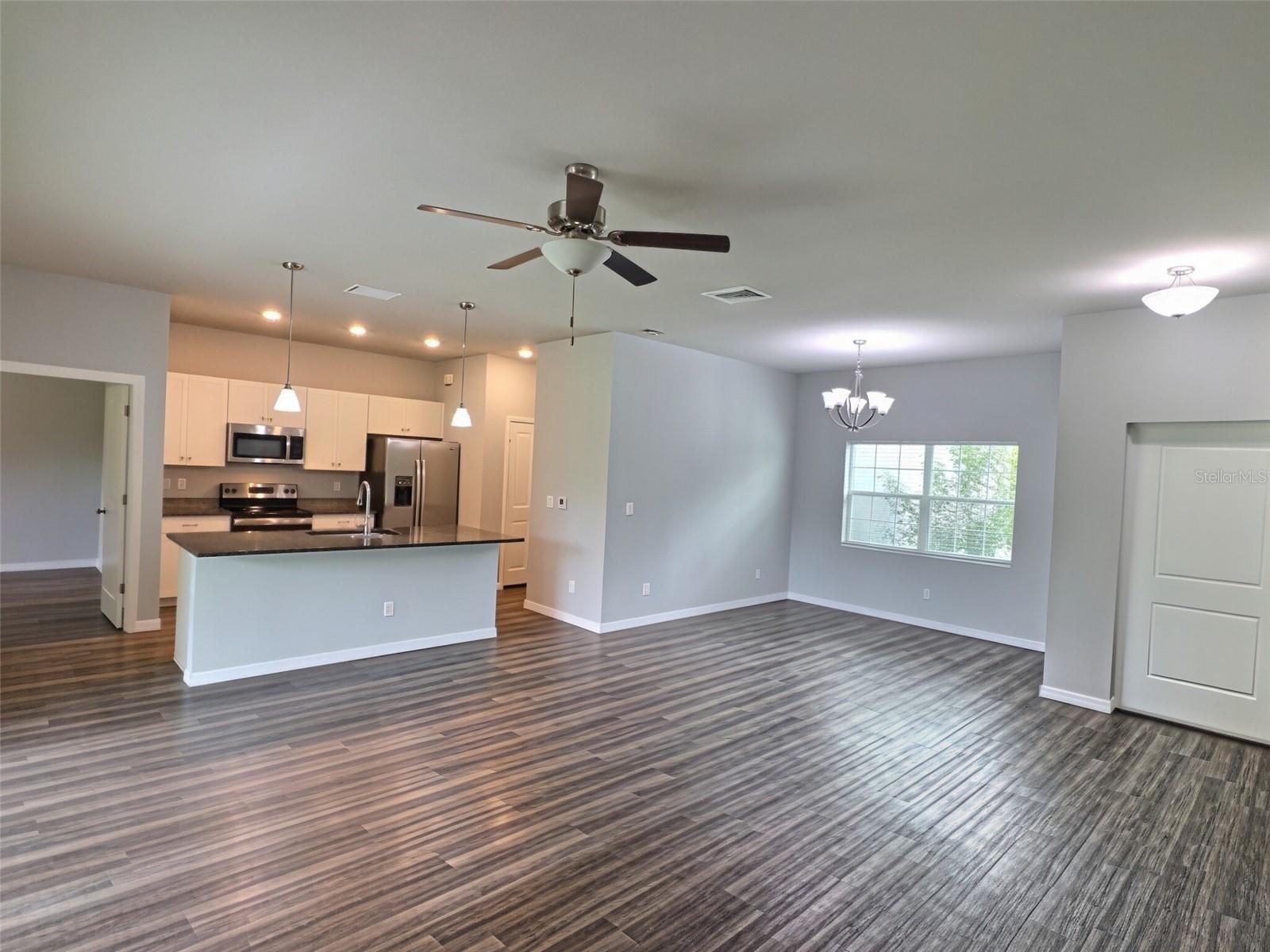 3685 TRENTON LN — photo 3